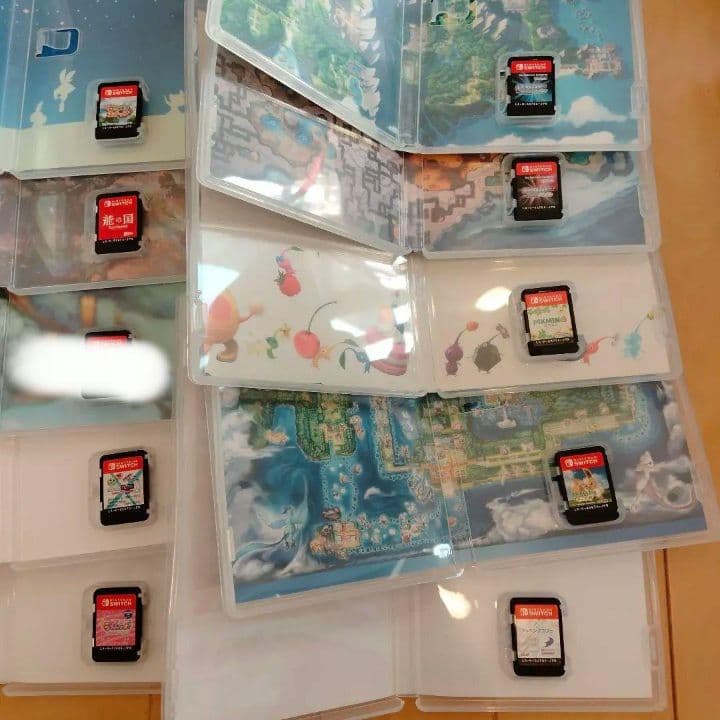 Switchソフト ２４本 マイクラ ポケットモンスター ベヨネッタ ドラクエ