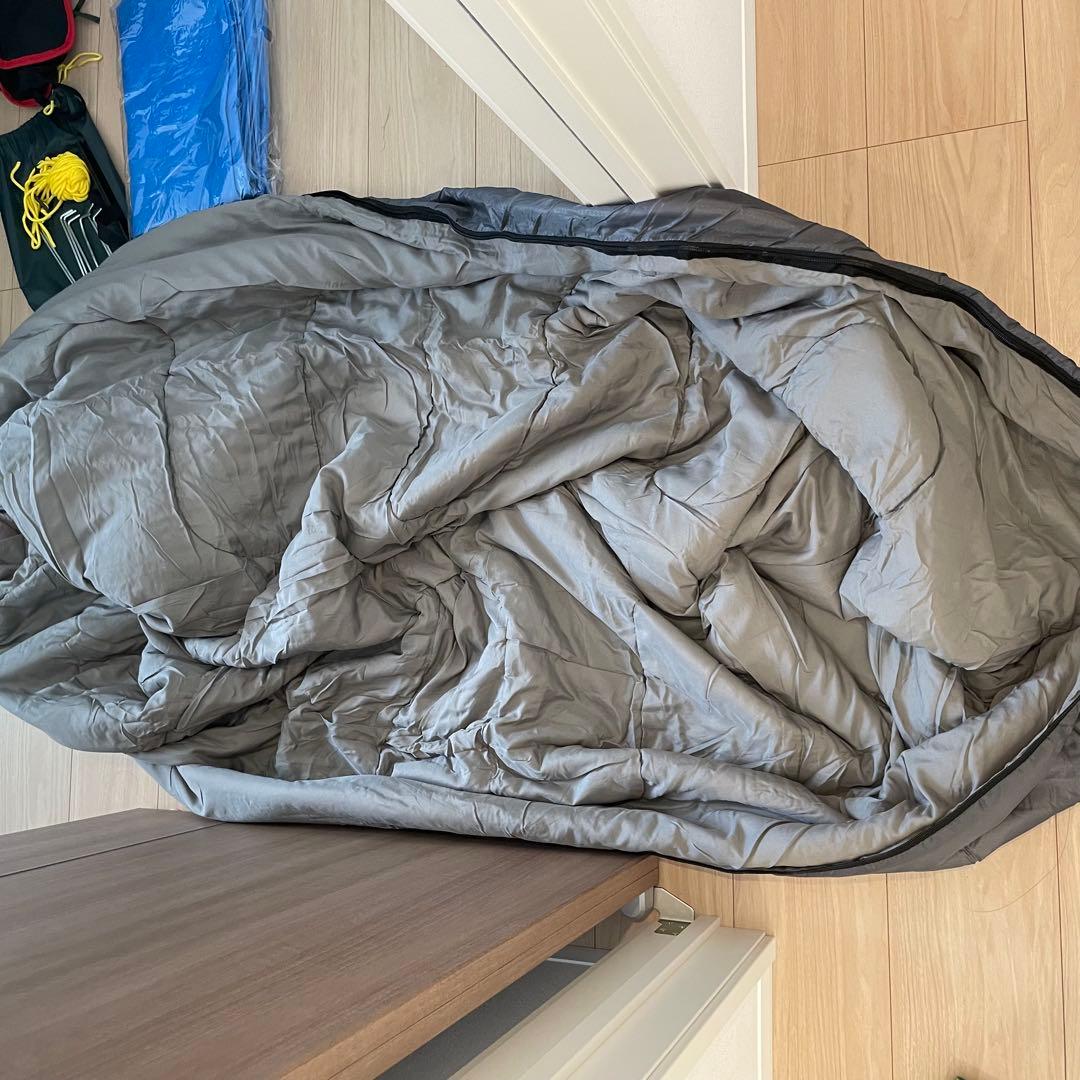 キャンプ　テント bundok/椅子YOURSELF/寝袋DesertFox