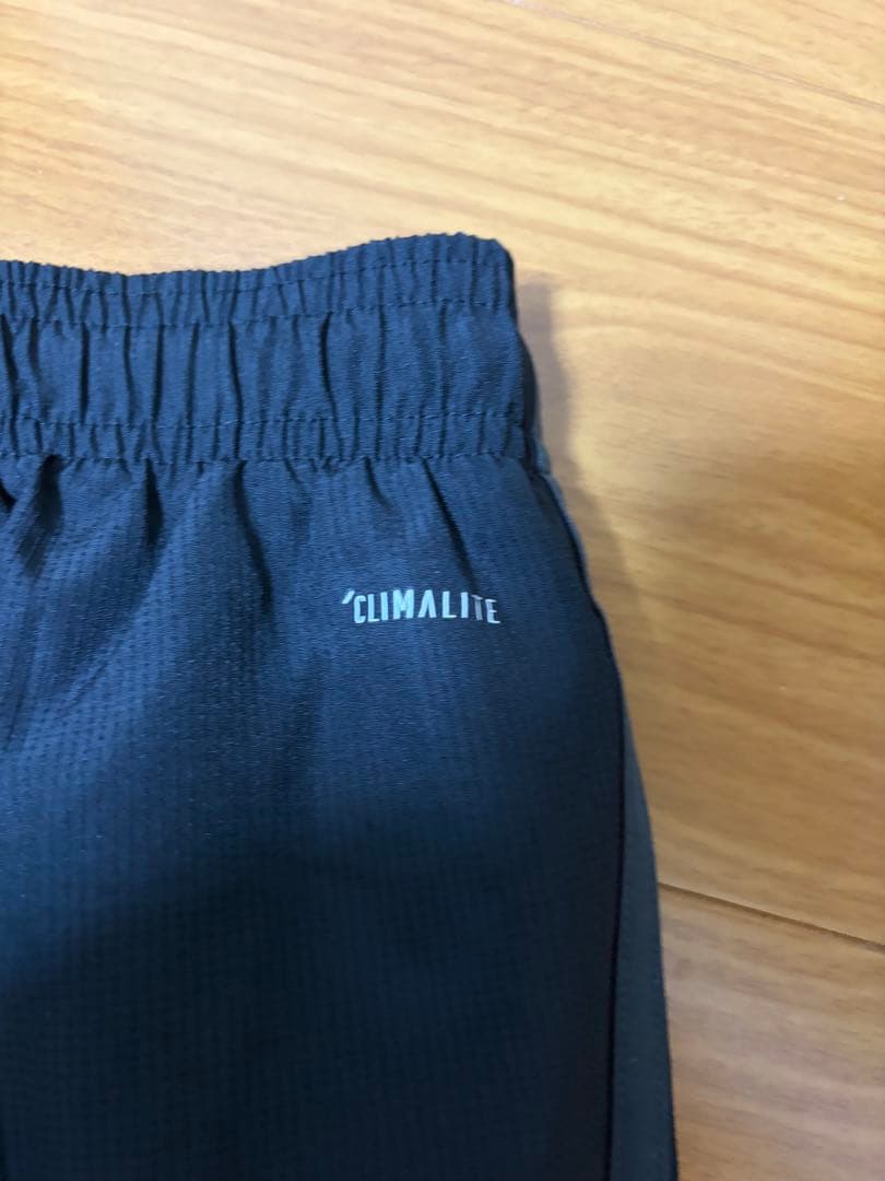 【レアル・マドリード】ウインドブレーカー 上下セット Lサイズ 美品