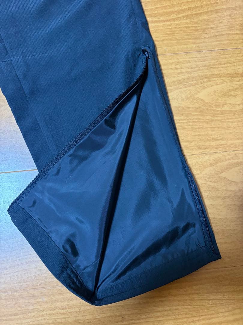 【レアル・マドリード】ウインドブレーカー 上下セット Lサイズ 美品