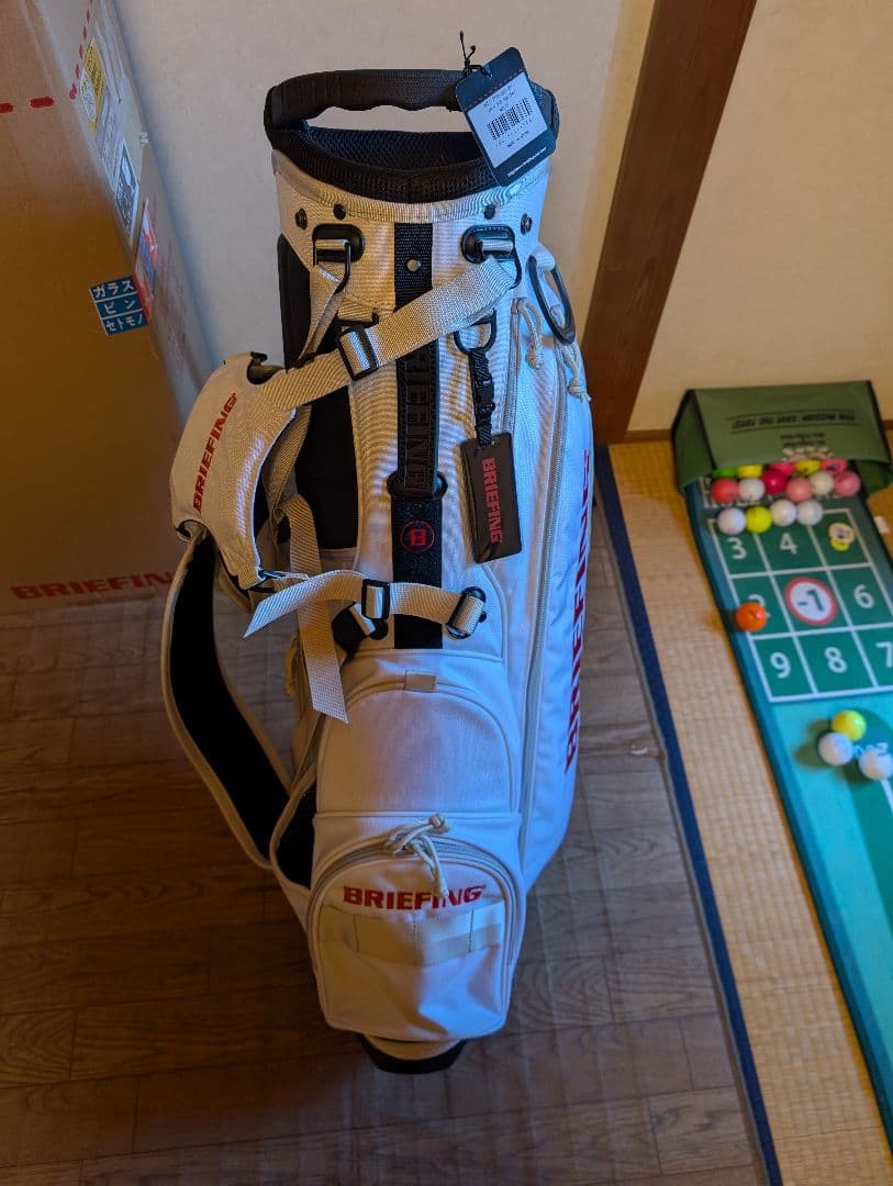 ブリーフィングゴルフキャディバッグ 限定CR-4 ホリデーコレクション 白×赤
