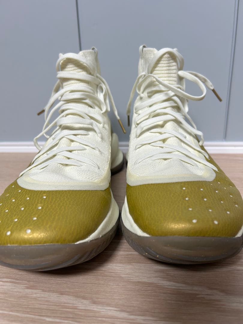 curry4retlo カリー4ゴールド/ホワイト ハイカット バッシュ27cm