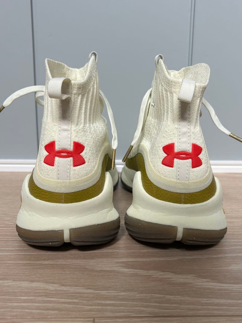 curry4retlo カリー4ゴールド/ホワイト ハイカット バッシュ27cm