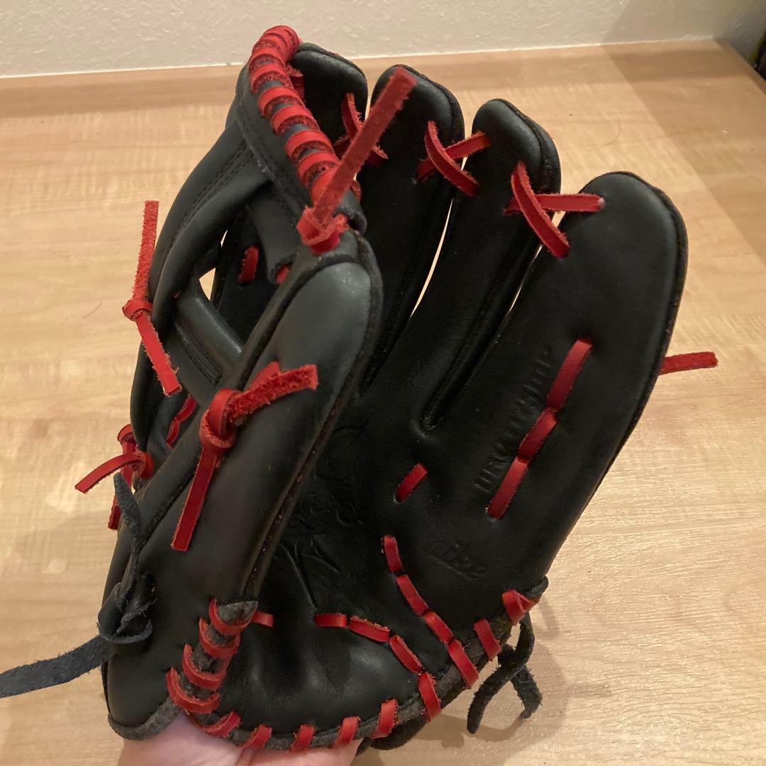 田港さん　Nike 軟式グローブ