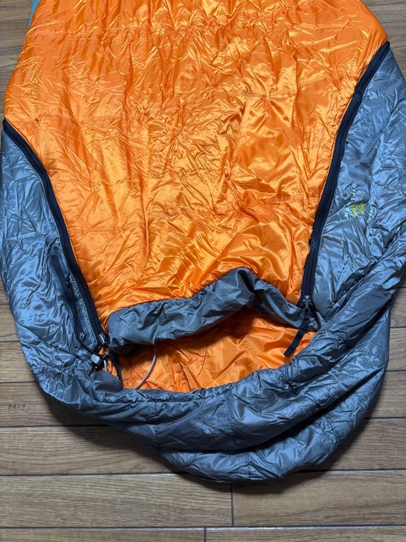 MOUNTAINHARDWEARシュラフ寝袋