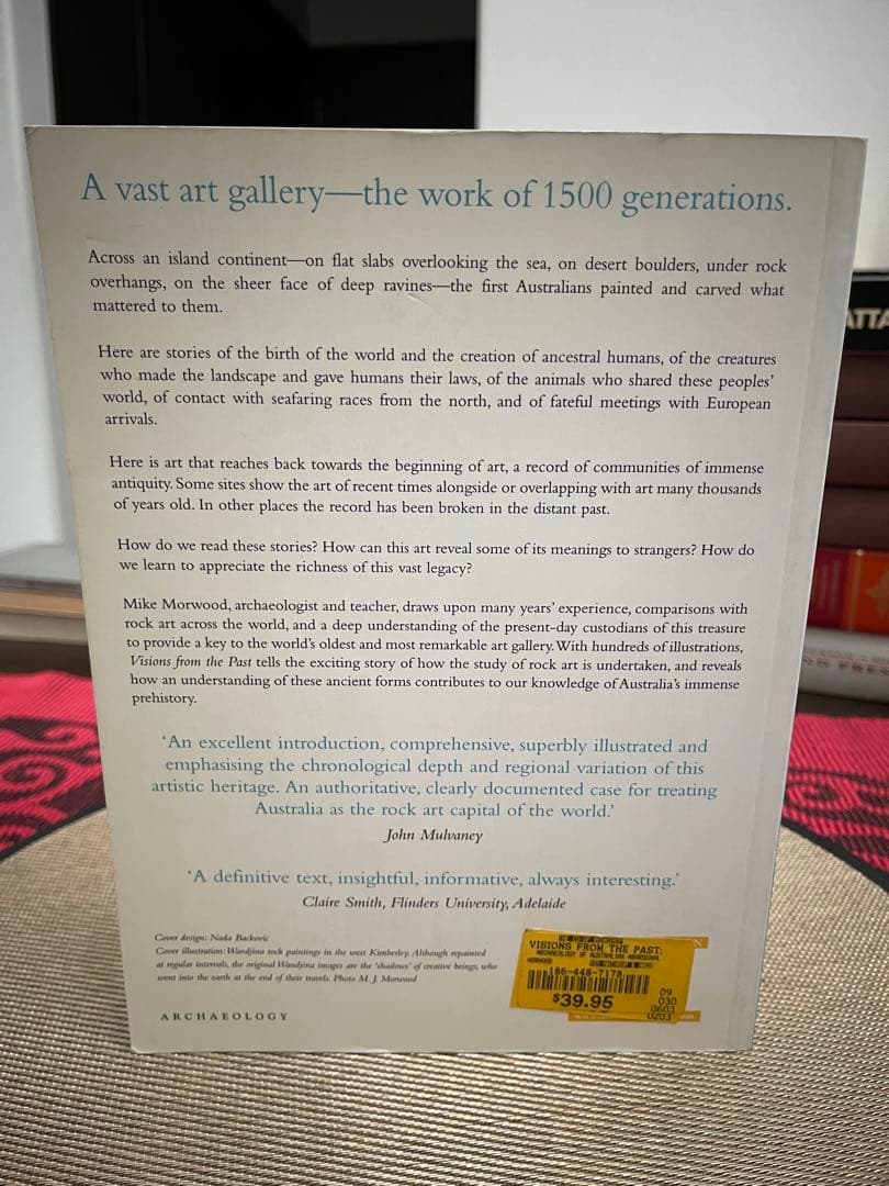 洋書 Visions from the Past M.J. Morwood