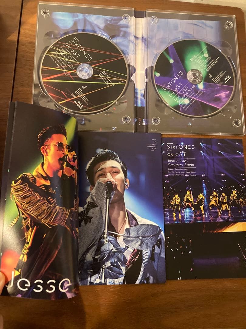 SixTONES アルバムシングルBlu-ray、初回特典などおまけ付