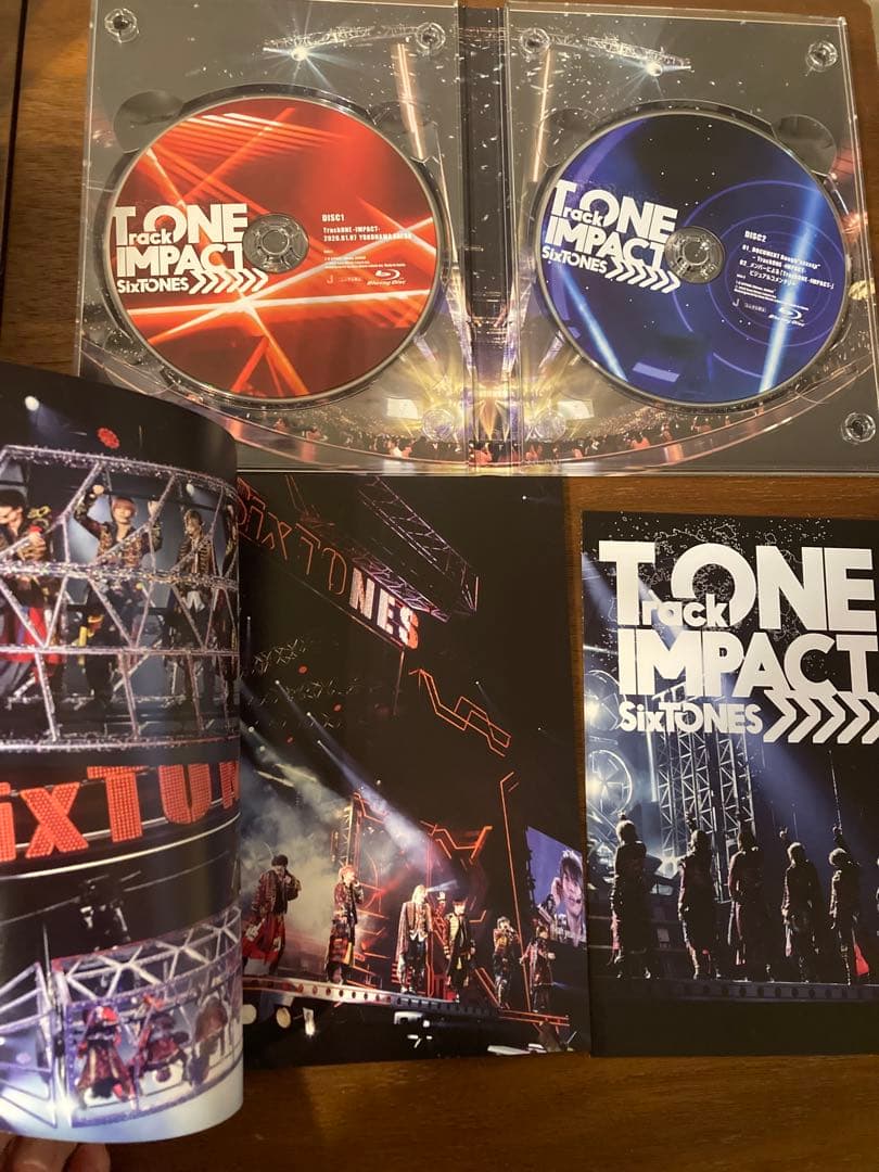 SixTONES アルバムシングルBlu-ray、初回特典などおまけ付