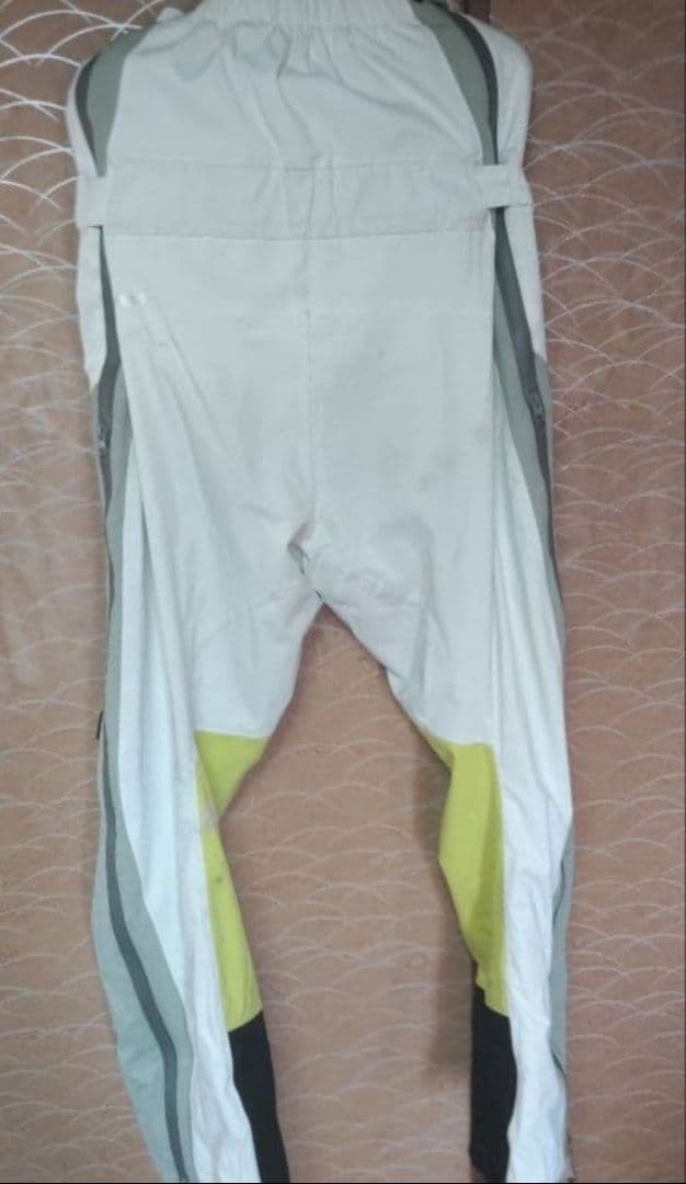 ¥20.000 値下げ‼️TEAM DESCENT ウエア