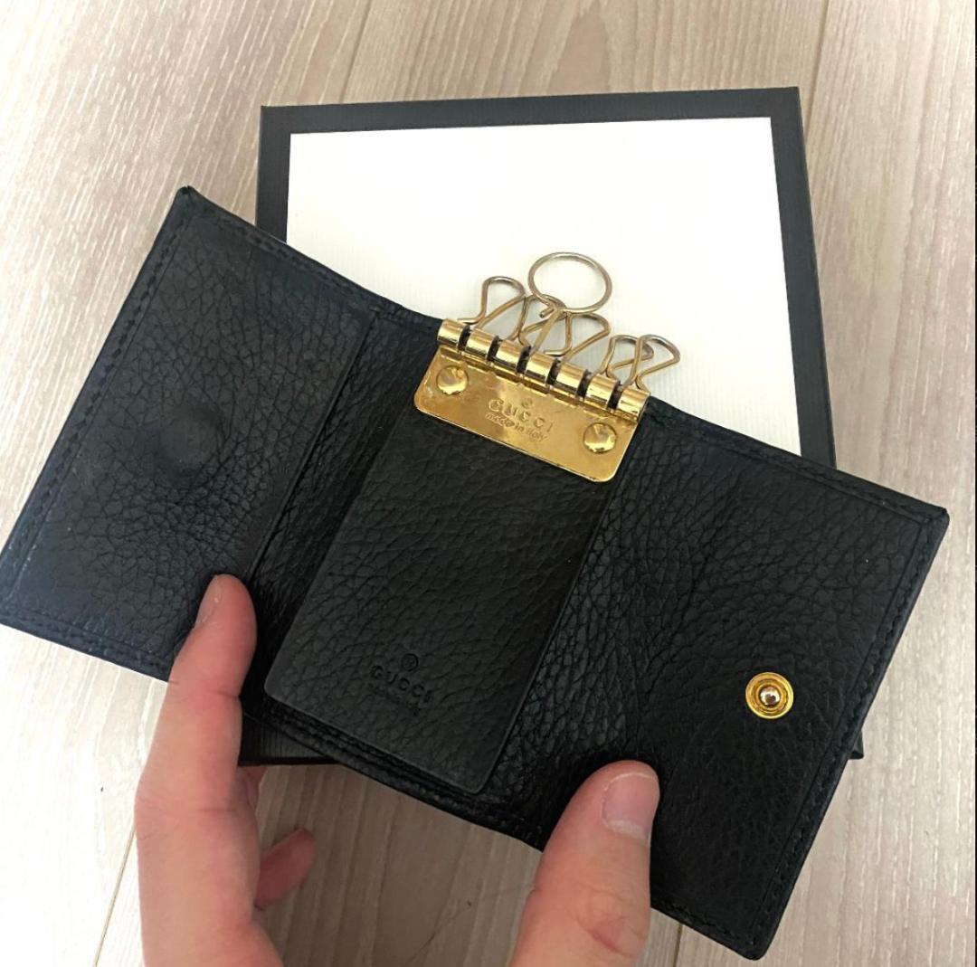 グッチ　GUCCI ブラック レザー キーケース GGロゴ　ユニセックス　本革