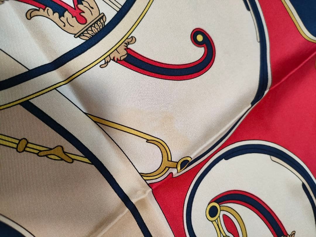 a45 HERMES　エルメス　スカーフ　シルク100