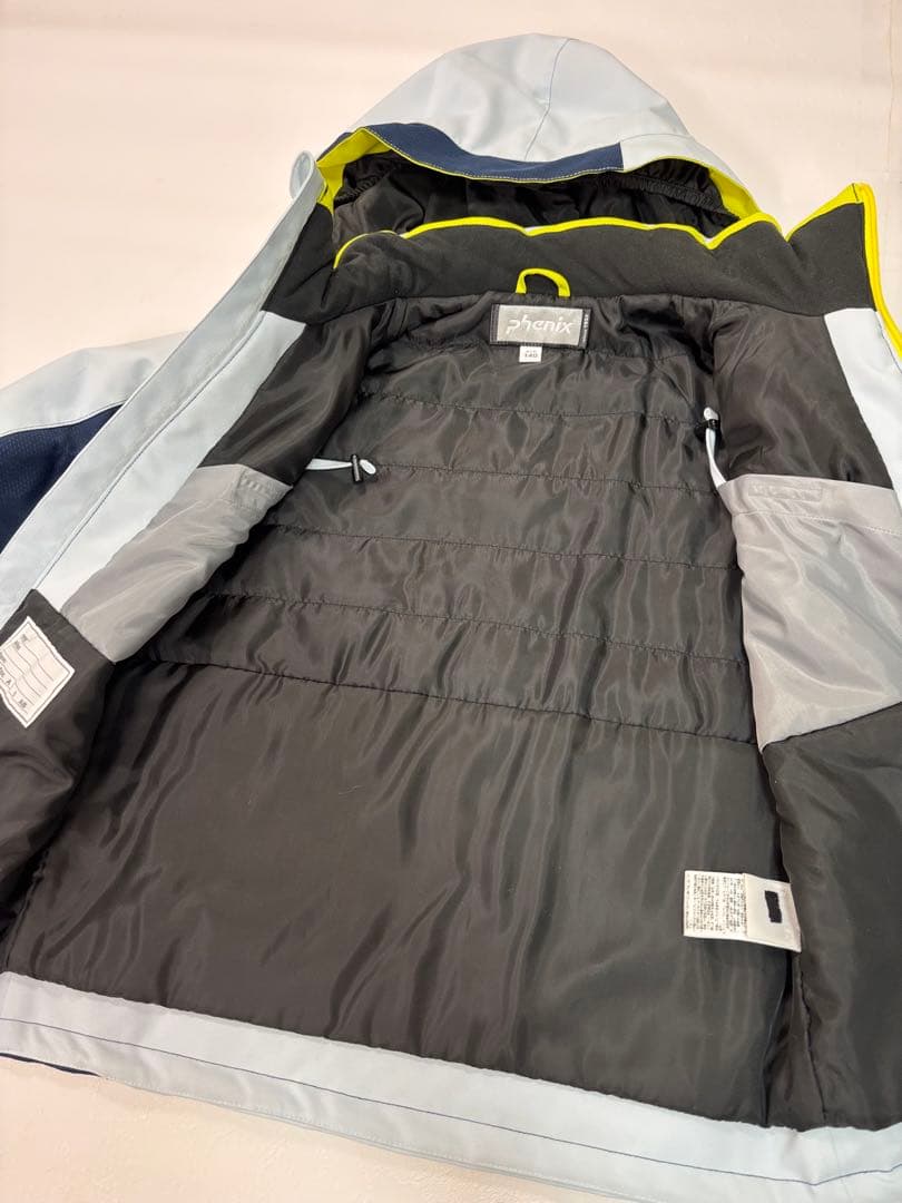 【美品】phenix フェニックス スキーウェア 上下セット 140 男の子
