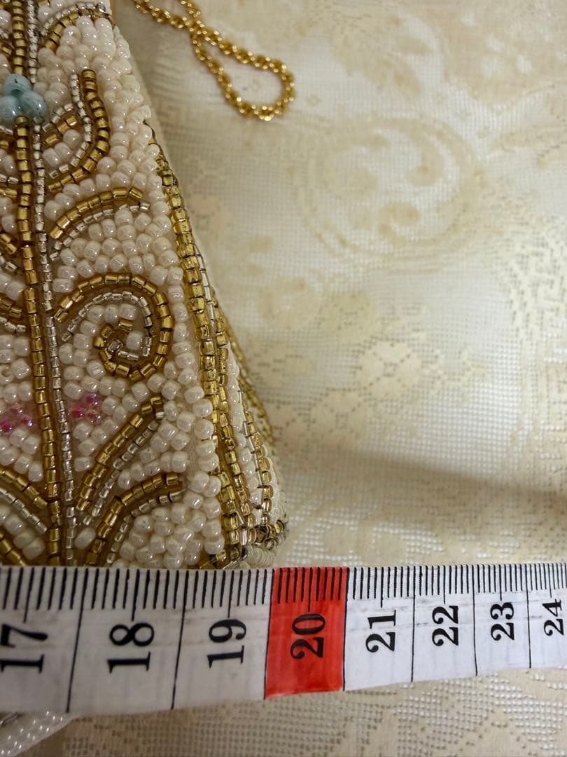 ビーズ装飾 フォーマルバッグ ホワイト/ゴールド