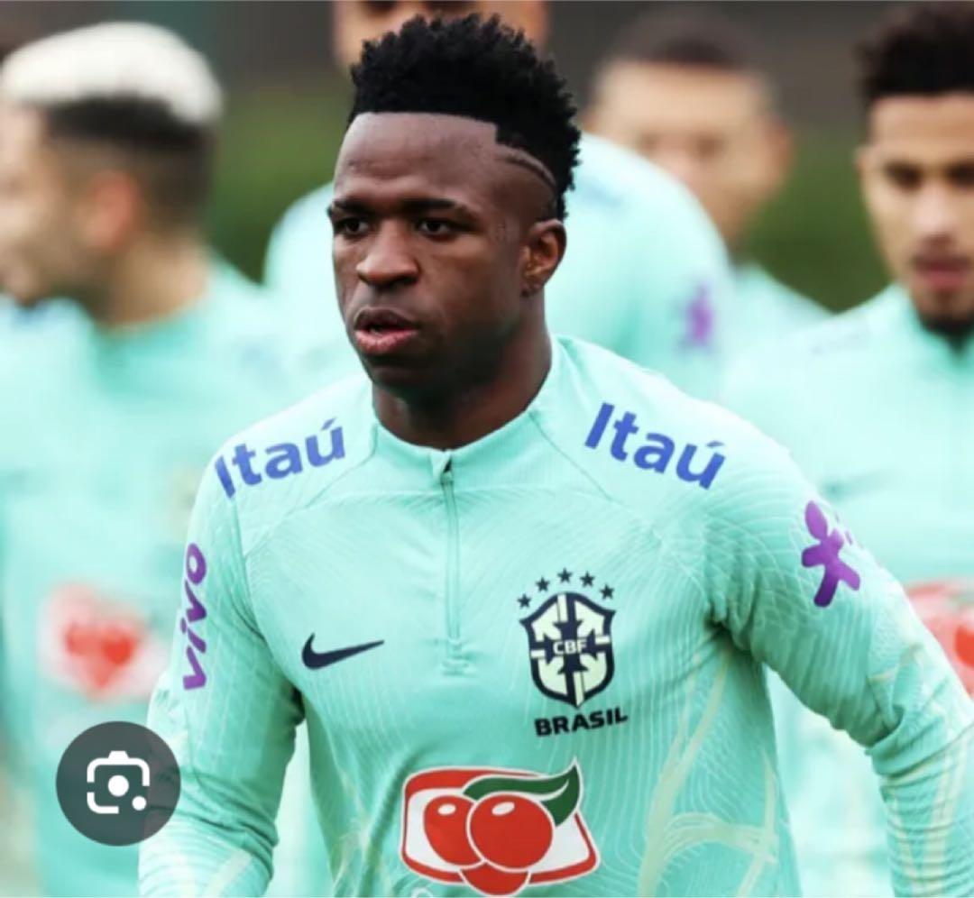 ブラジル代表　トレーニングウェア　上下セット　Lサイズ　ナイキ　新品未使用品