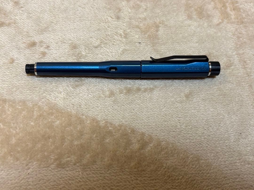 クルトガダイブ グランブルー 限定色 未使用に近い