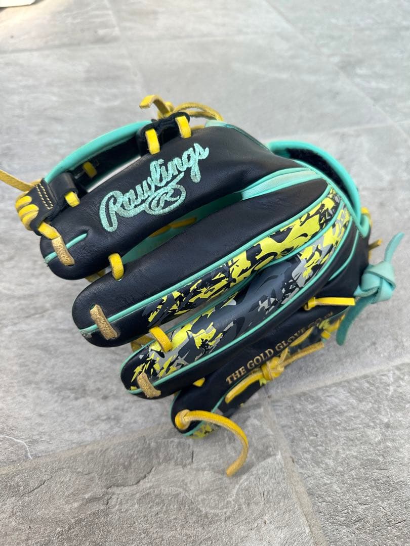 Rawlings The Gold Glove 野球グローブ 黒/水色/黄色