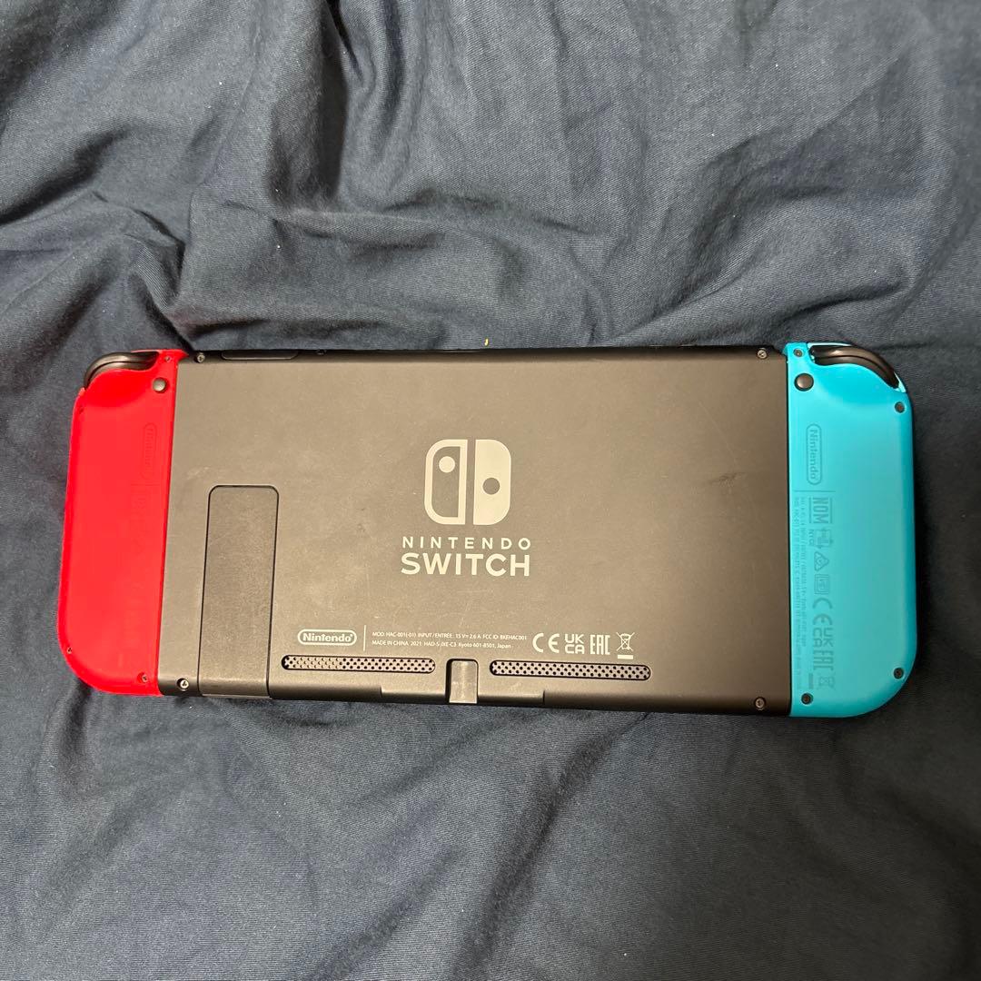 ほぼ未使用のスイッチ本体です。