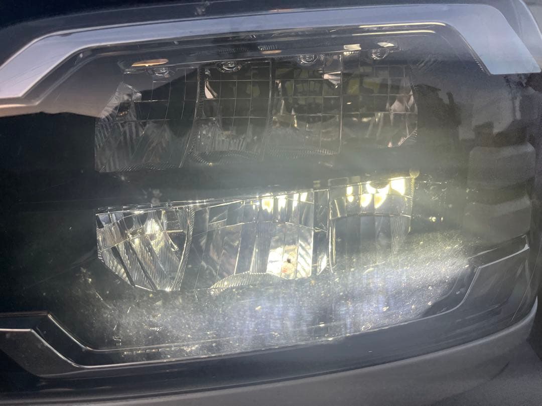 ヘ*リ様 LA900S タフト 純正左右ヘッドライト　2個セット