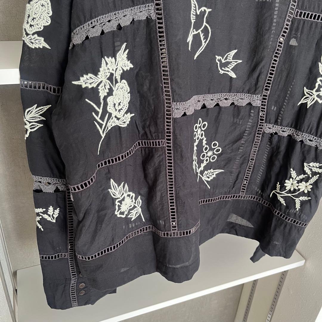 TODAYFUL エンブロイダリーパッチワークシャツ　ブラック　刺繍長袖ブラウス