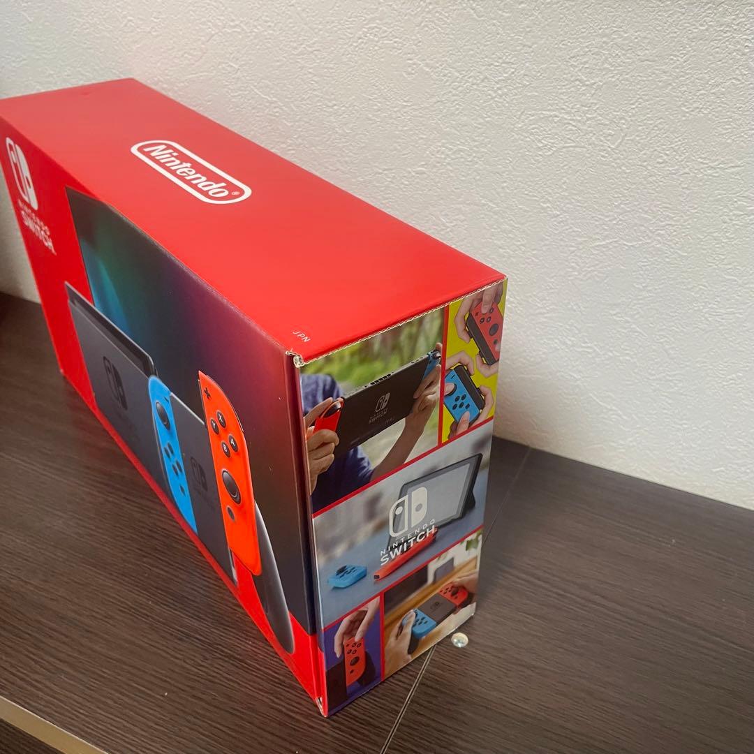 Nintendo Switch 本体 赤/青 Joy-Con付き