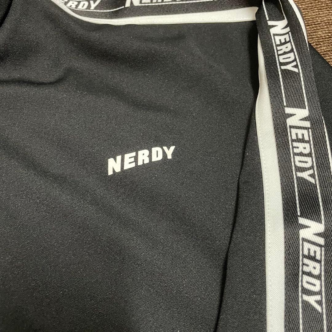 NERDY ブラック ジャージ上下セットアップ値下げ中