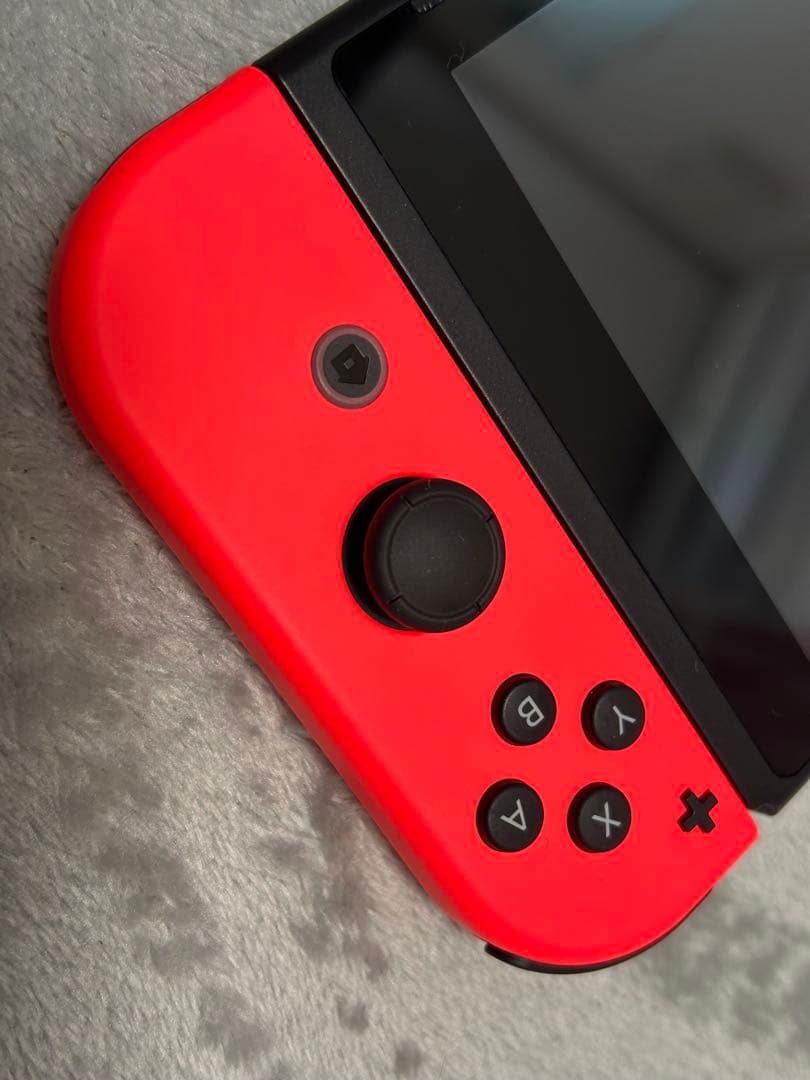 【ほぼ新品】Nintendo Switch ネオンブルー・ネオンレッド 完品
