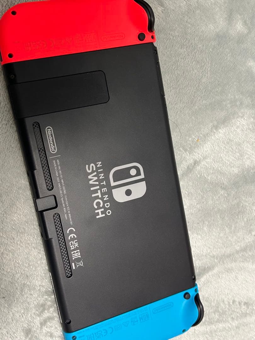 【ほぼ新品】Nintendo Switch ネオンブルー・ネオンレッド 完品