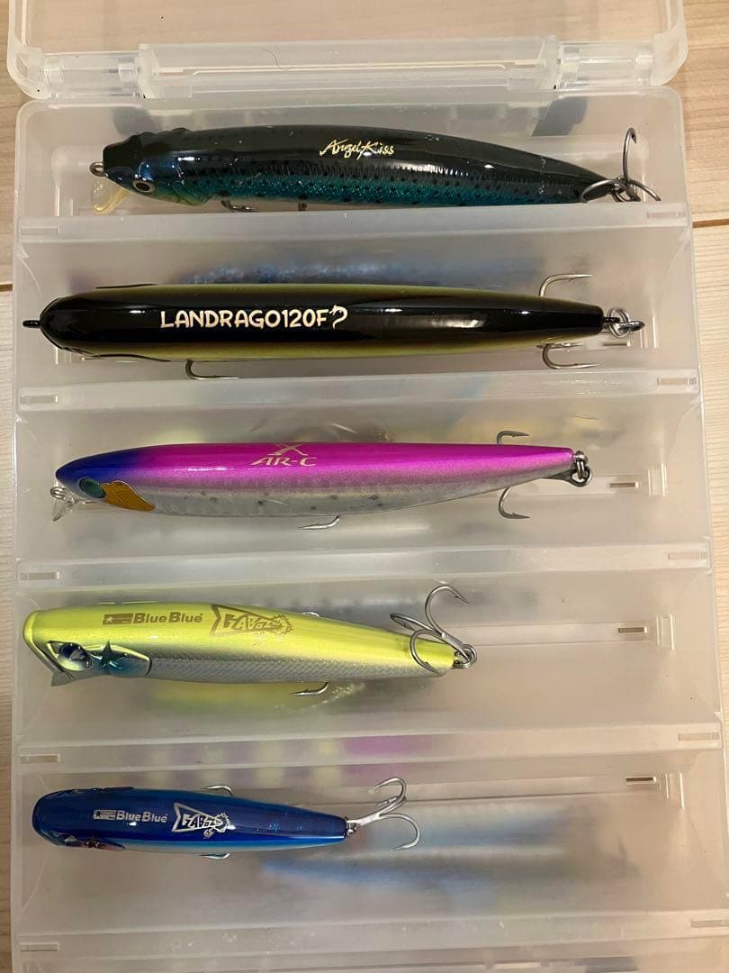 シーバス　青物　ハードルアー　ジグ　まとめ売り　ルアー収納タックルボックス