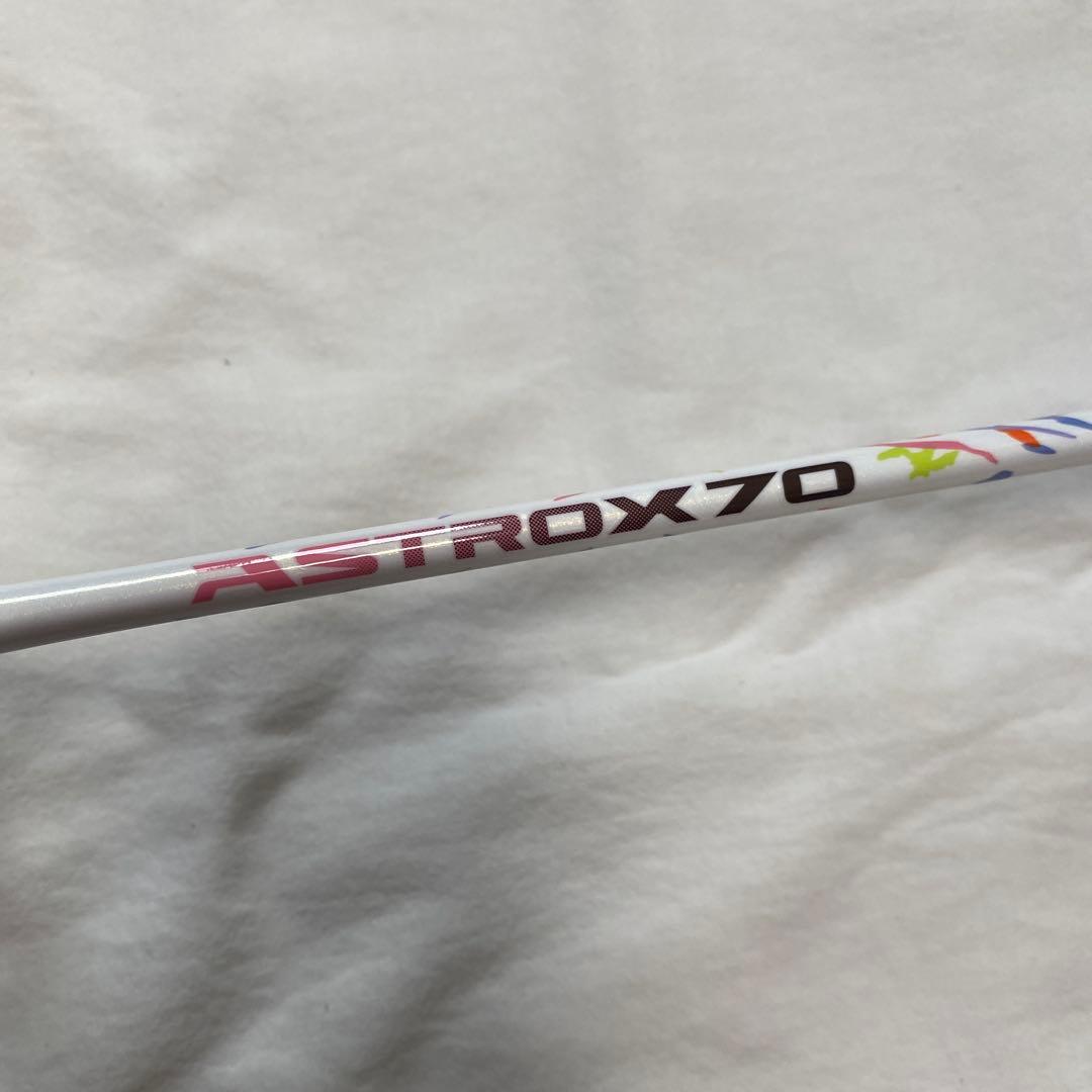 【最終値下げ】ヨネックス アストロクス70 バドミントンラケット①