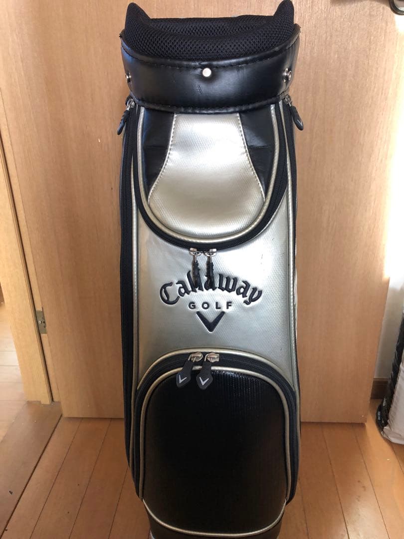 【送料込み】大人気　廃盤希少品　キャロウェイ　キャディバッグ ゴルフバッグ