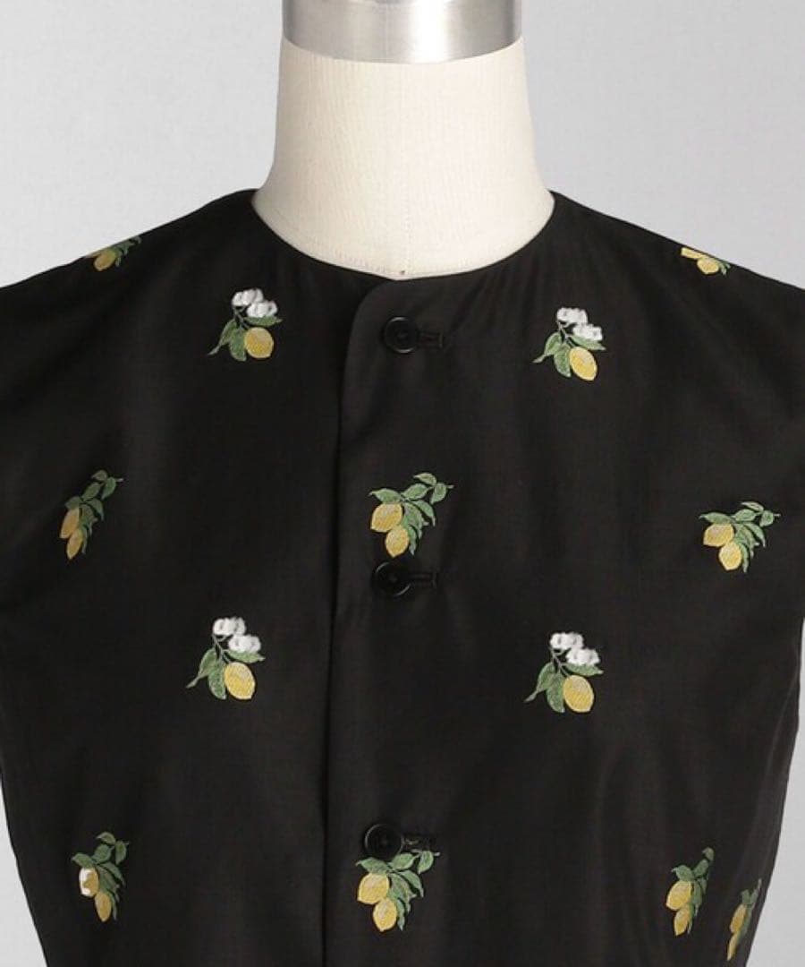 ★22様限定出品★LOEFF(ロエフ)レモン ジャガードベスト/ジレ ブラック