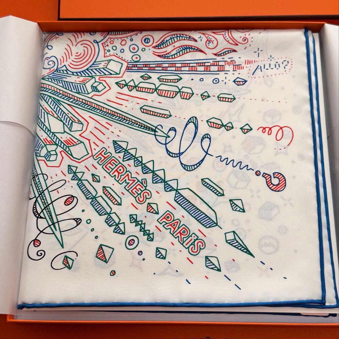 新品未使用　エルメス　カレ 90 《プリーズ・ホールド・ザ・ライン》　ブルー