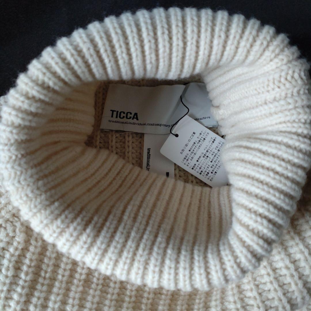 【未使用タグ付】TICCA　タートルネックリブニットベスト 　アイボリー