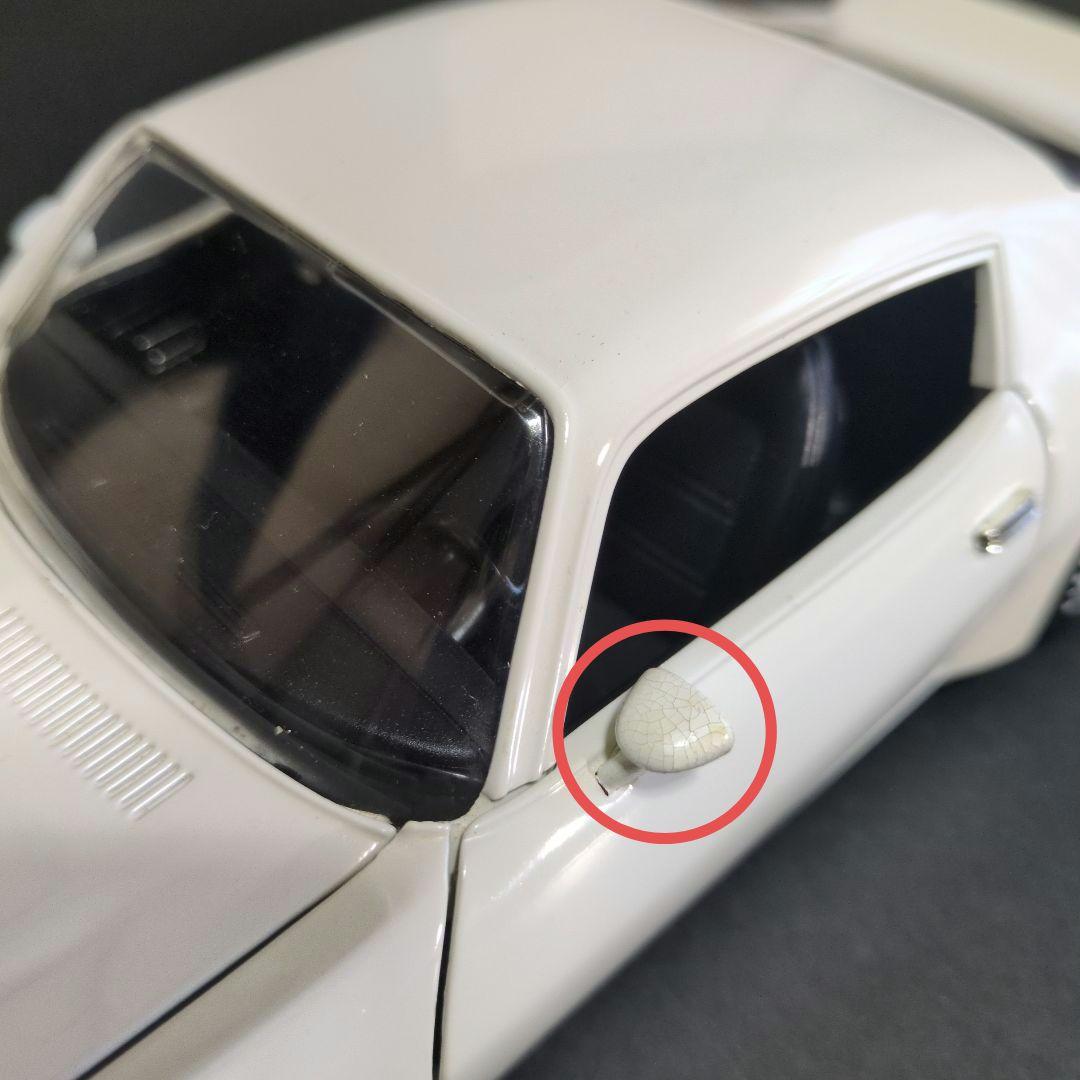 1/18ミニカー　ポンティアック·ファイアーバード·トランザム