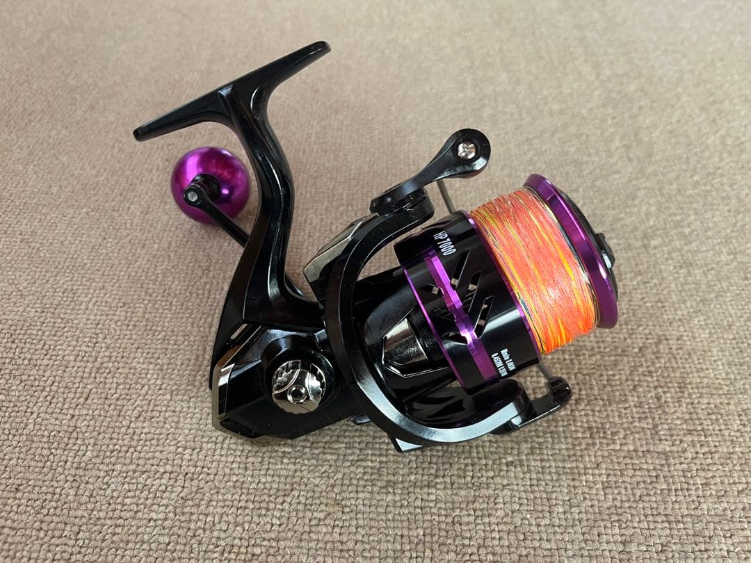 スピニングリール 7000番 未使用品 ライン付き