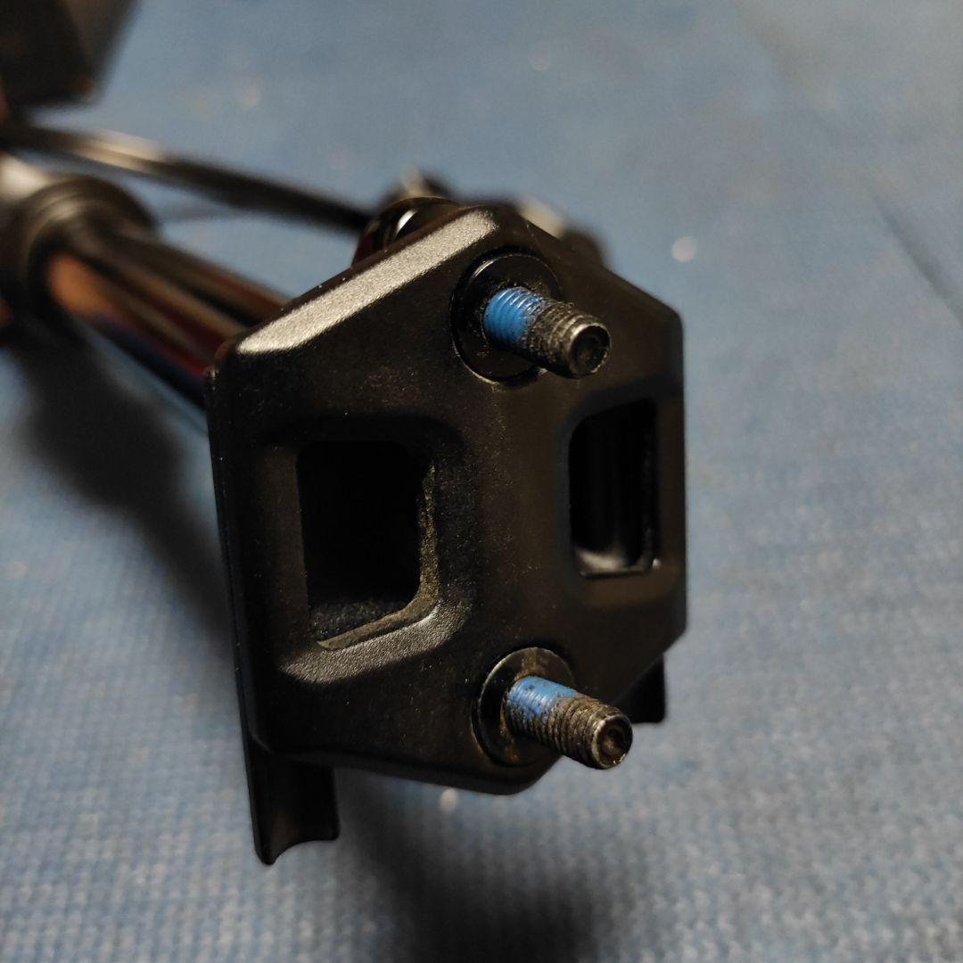 Ascend シートポスト seat clamp