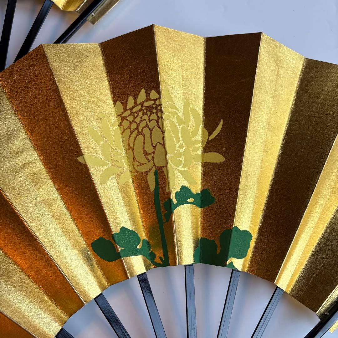 (976)舞扇　菊柄　2本セット　金色　リバーシブル