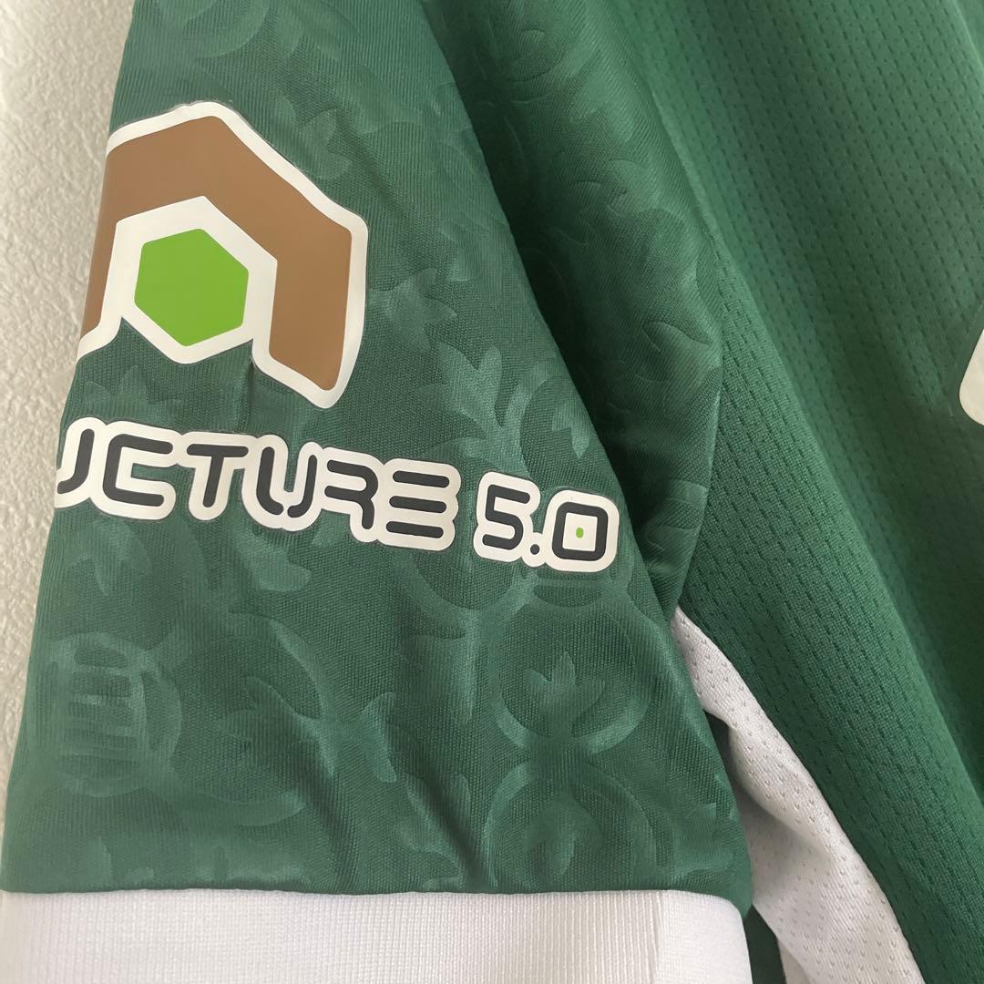 ヘラス・ヴェローナ サッカージャージ worn by Kevin Rüegg