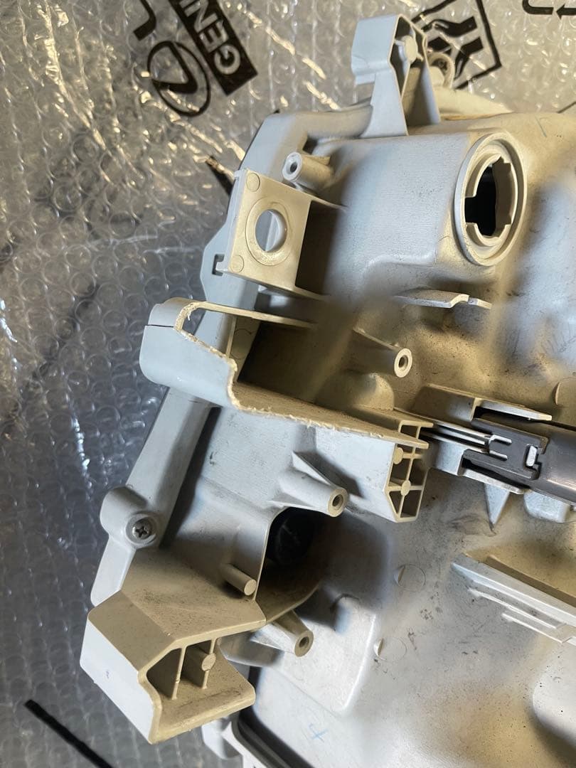 200系トヨタ ハイエース ヘッドライト 左右セット KOITO 26-129