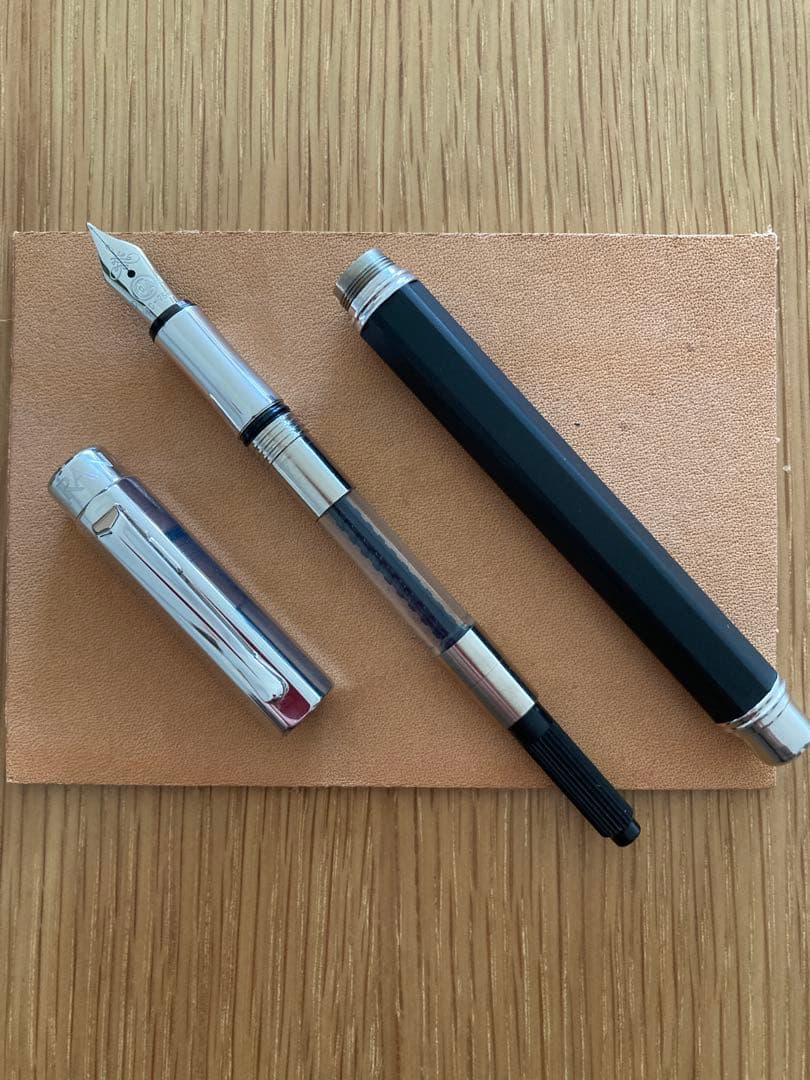 カランダッシュ　バリアス　メットラブ　万年筆