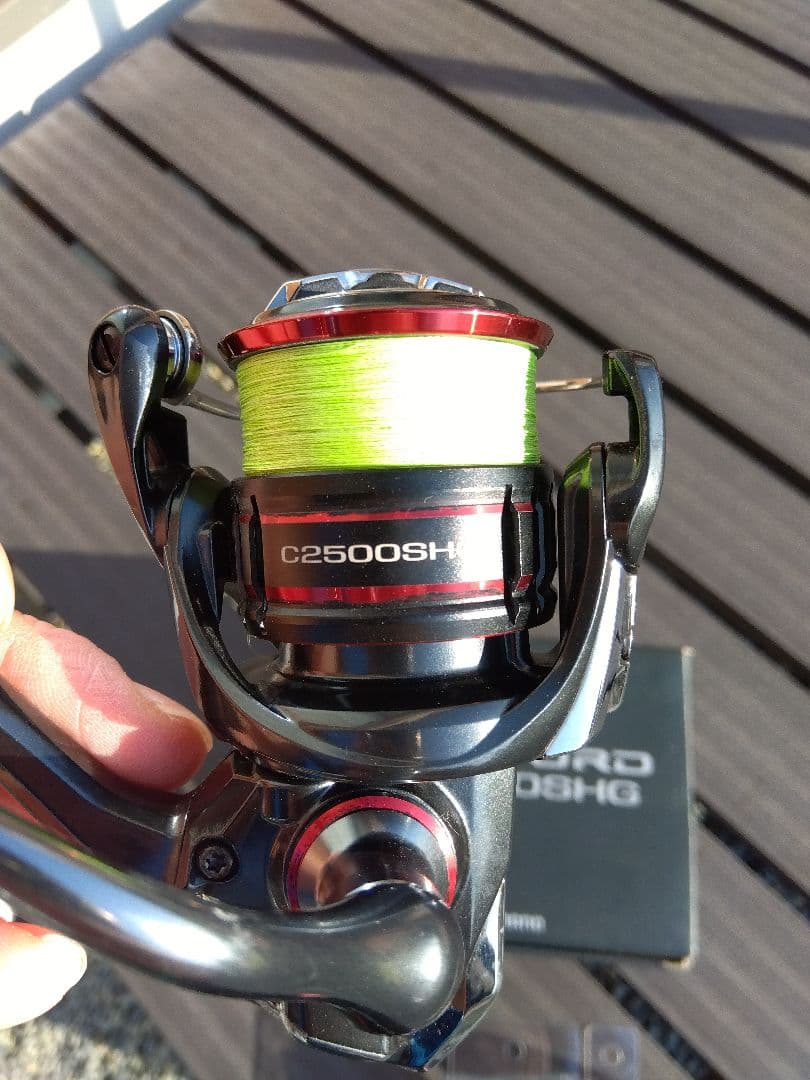 お買い得SHIMANO VANFORD C2500SHG スピニングリール