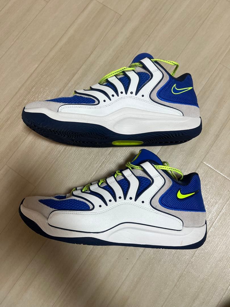 NIKE ナイキ　KD18