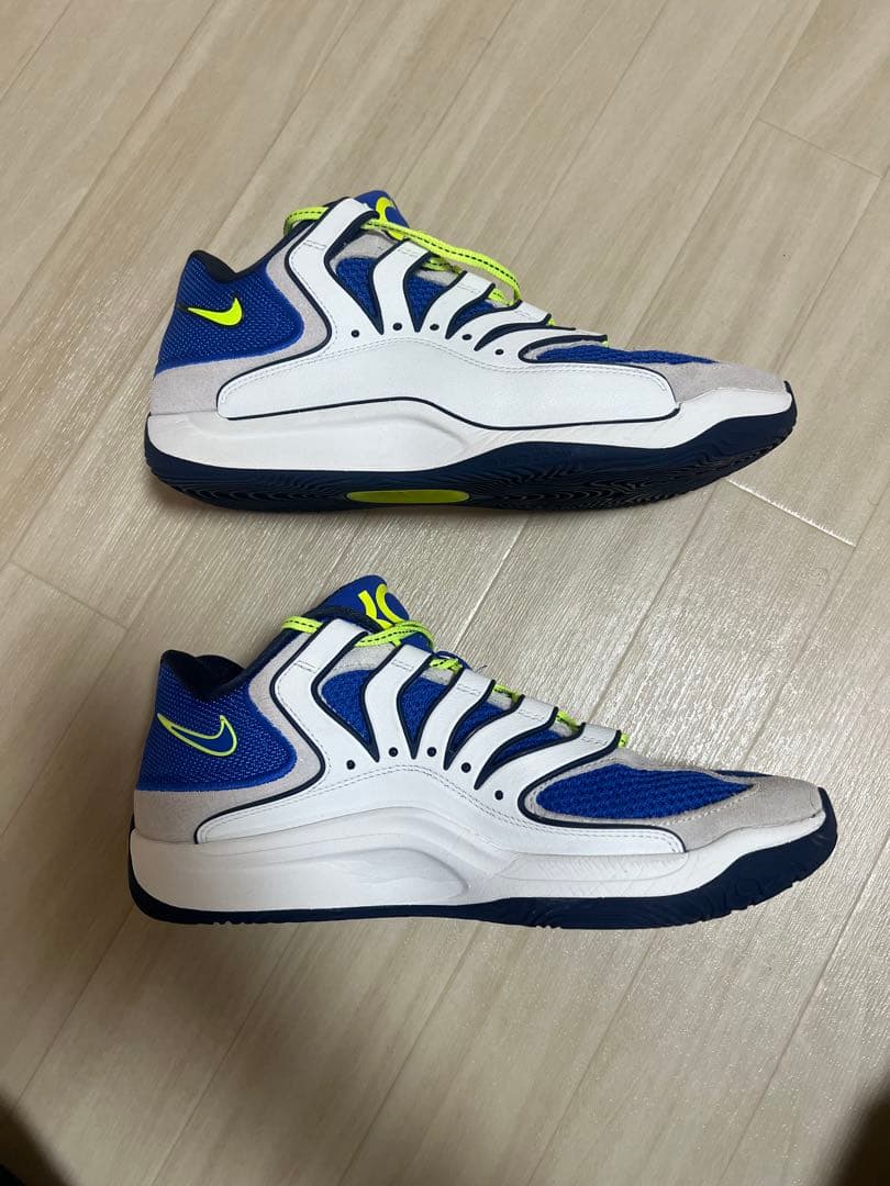 NIKE ナイキ　KD18