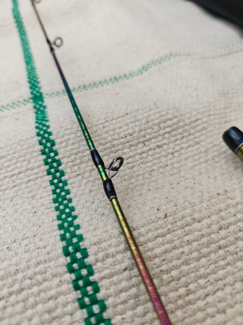 【新品未使用】シマノ ワールドシャウラ リミテッド 1702R-2