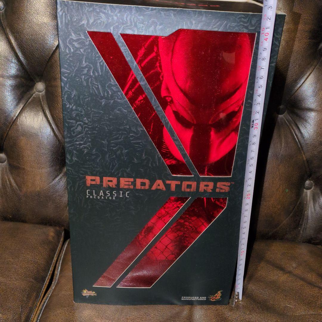 プレデター フィギュア ホットトイズ