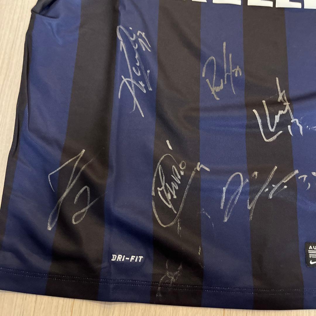 インテルミラノ、選手サイン入りユニフォーム、9月末迄く掲載。