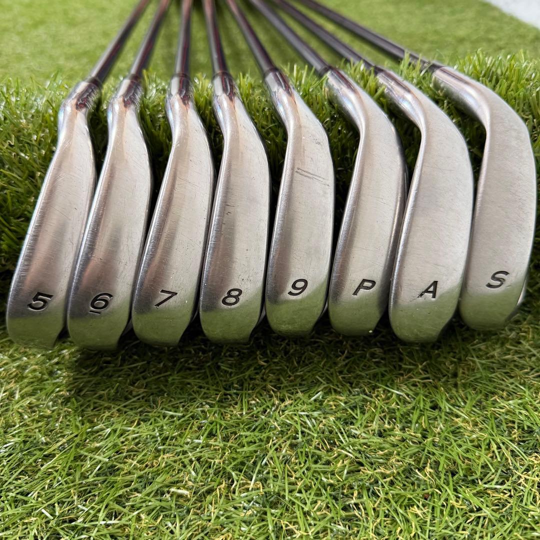 初心者オススメ　テーラーメイド　メンズ ゴルフクラブセット 豪華１２本　右　R