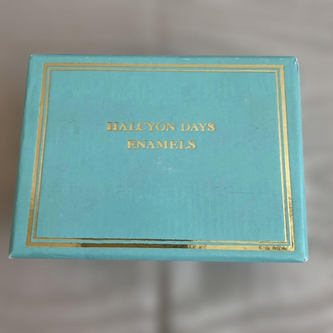 【ヴィンテージ品】Halcyon Days &Tiffany エナメル小物入れ