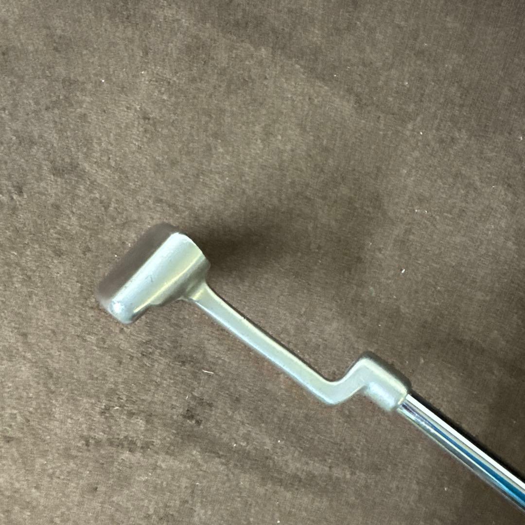 ジャンバイロンパター　超レア限定？　DALE HEAD 9 John Byron