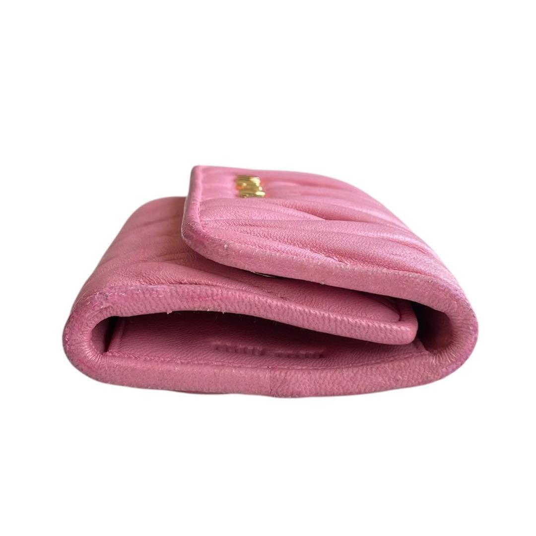 MIU MIU ミュウミュウ マテラッセ キーケース ピンク ゴールドロゴ